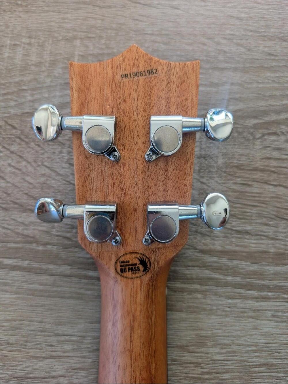 Flight DUC323 MAH Concert Ukulele With Case Mahogany Hawaiian Aloha Tiki - Picture 9 of 9
